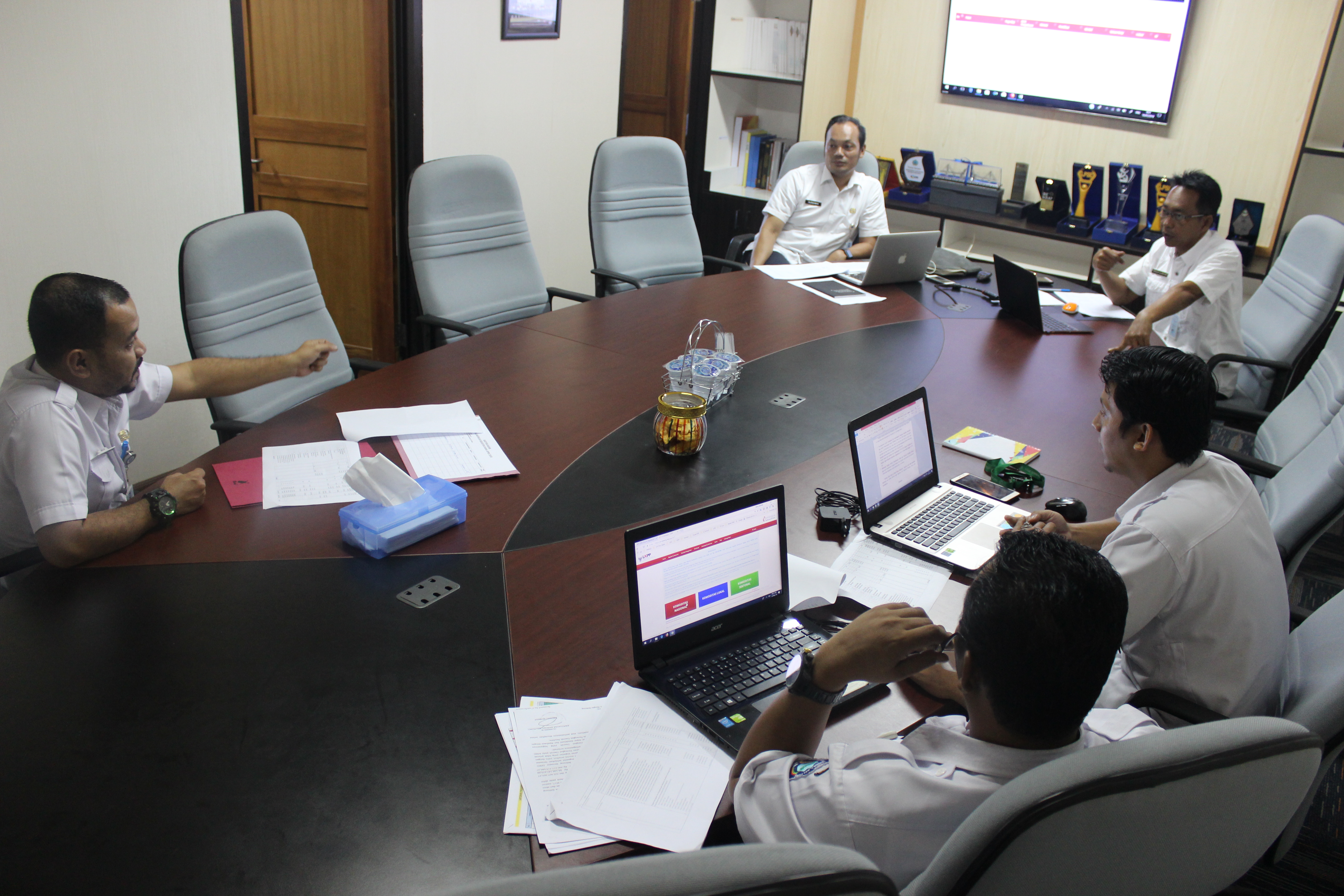 Rapat Pembahasan Realisasi Pengadaan Barang/Jasa Pemerintah Provinsi Kepulauan Bangka Belitung TA 2018