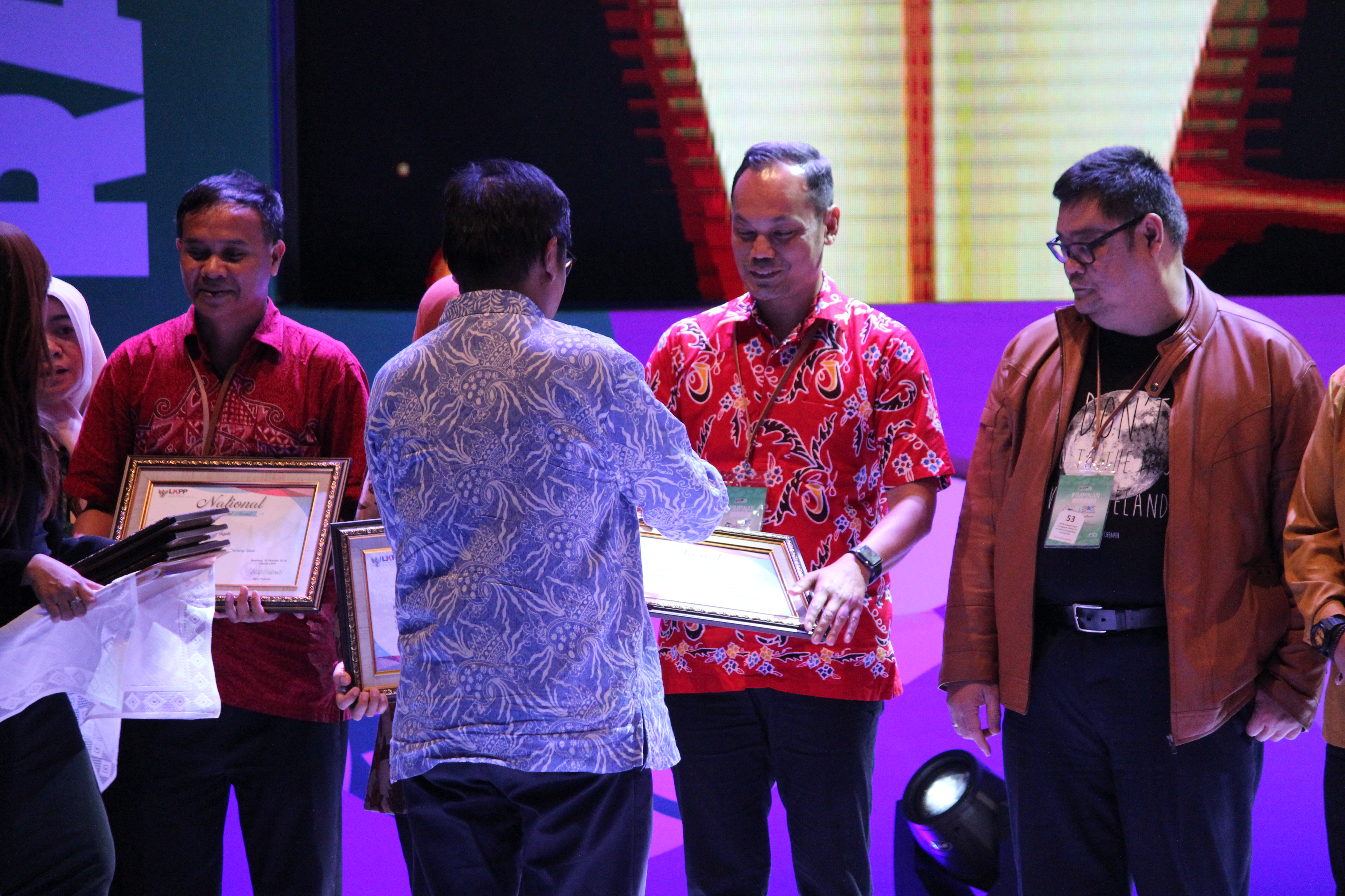 LKPP Berikan Penghargaan National Procurement Award kepada UKPBJ Provinsi Kepulauan Bangka Belitung
